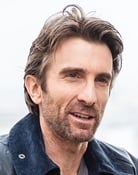 Sharlto Copley